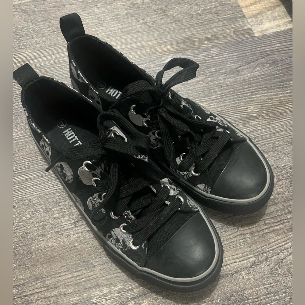 Hot Topic Black Skull Sneakers